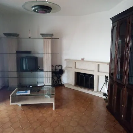 3 Bedroom Apt, Φάτιμα